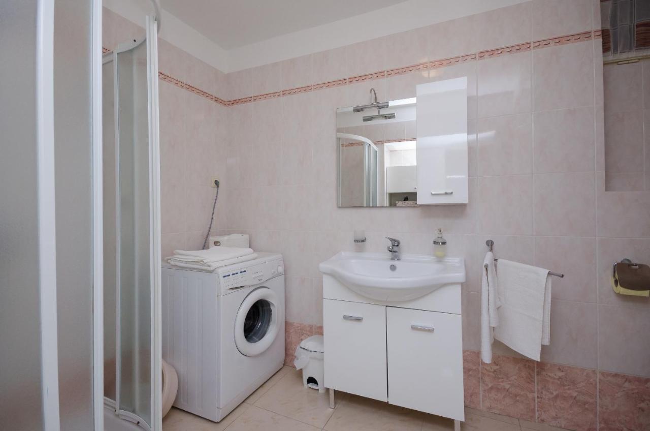 Apartment Bozic Opatija Exteriör bild