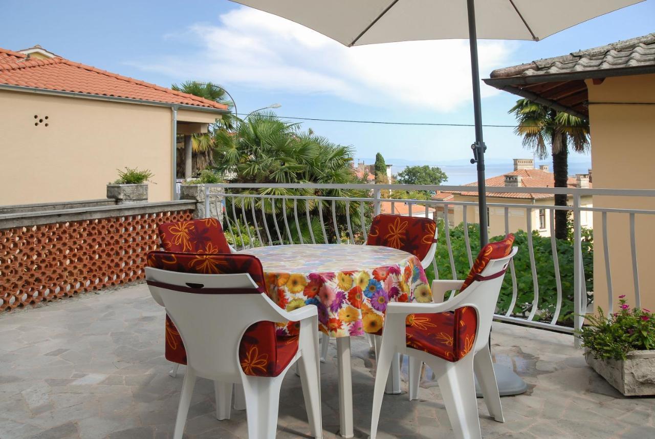 Apartment Bozic Opatija Exteriör bild
